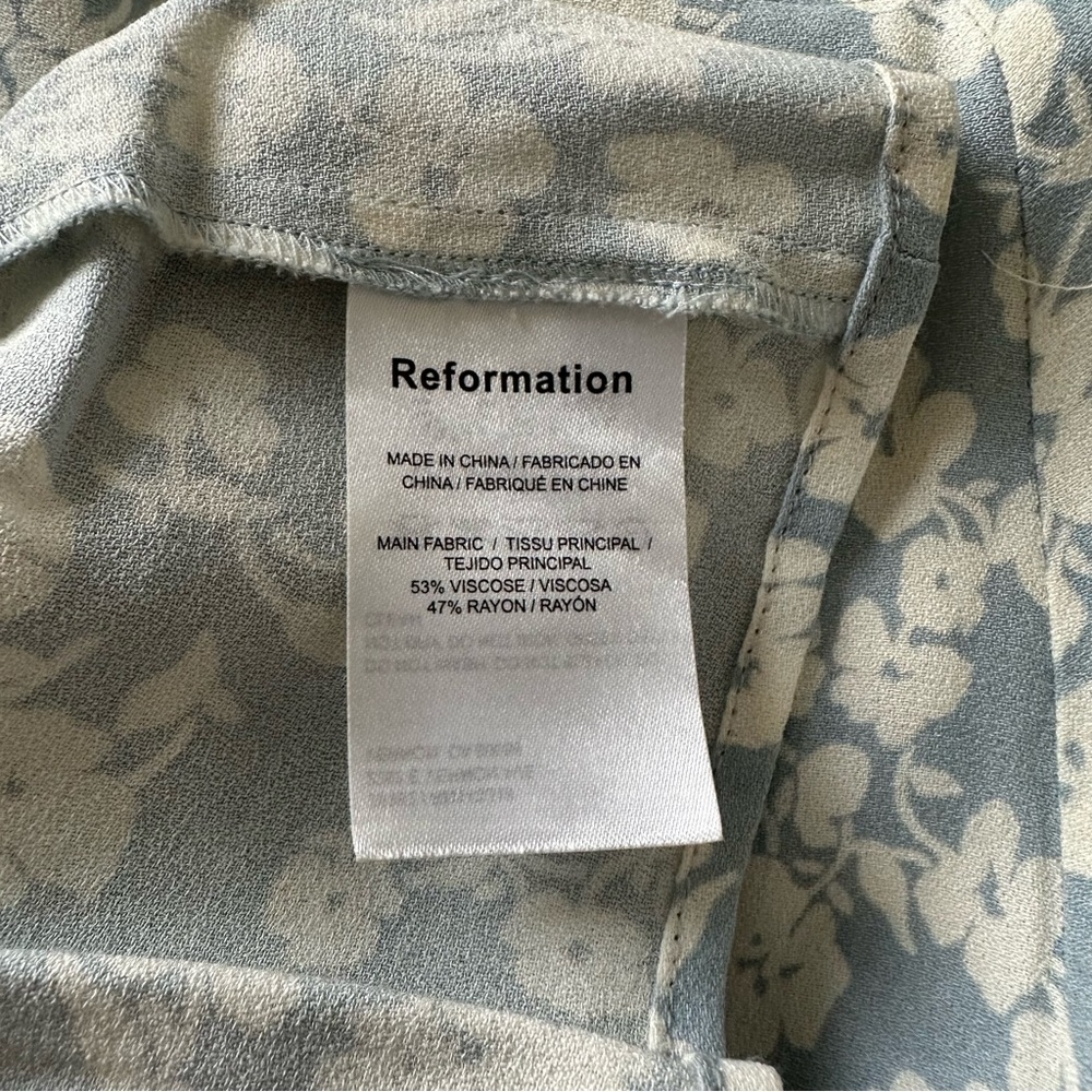 Reformation Zoe midi skirt with slit - light blue - hemmed - Picture 6 of 9